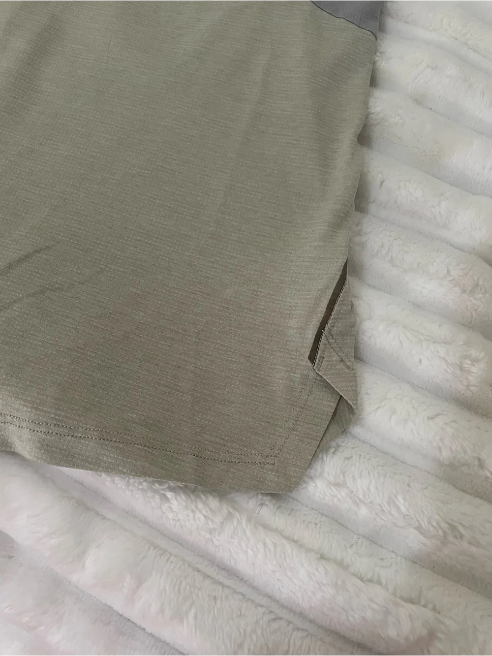 Lululemon Men's Performance Tank Top in Light Beige and Gray